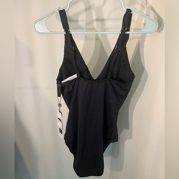 La Blanca Women's Luxe Keyhole Plunge One Piece Swimsuit in Black Size 8 - Picture 6 of 6